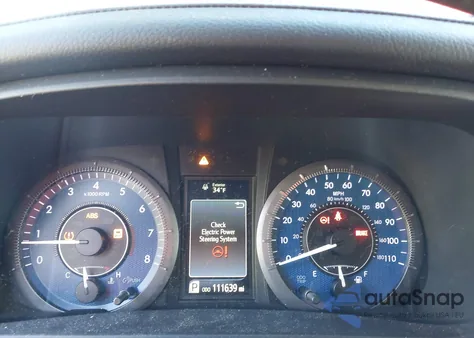 2015 Toyota Sienna Xle 8 Passenger z USA, uszkodzony, nr VIN 5TDYK3DC4FS543473